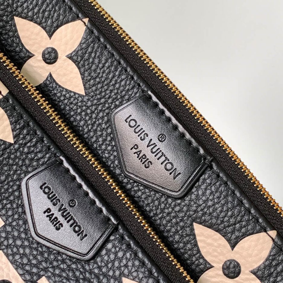 LV Pochette Accessoires
