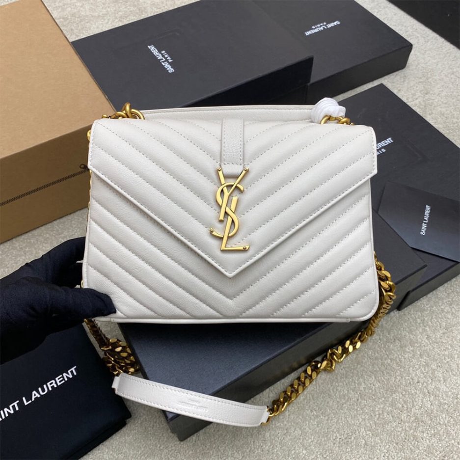 COLLEGE MEDIUM CHAIN BAG IN QUILTED LEATHER