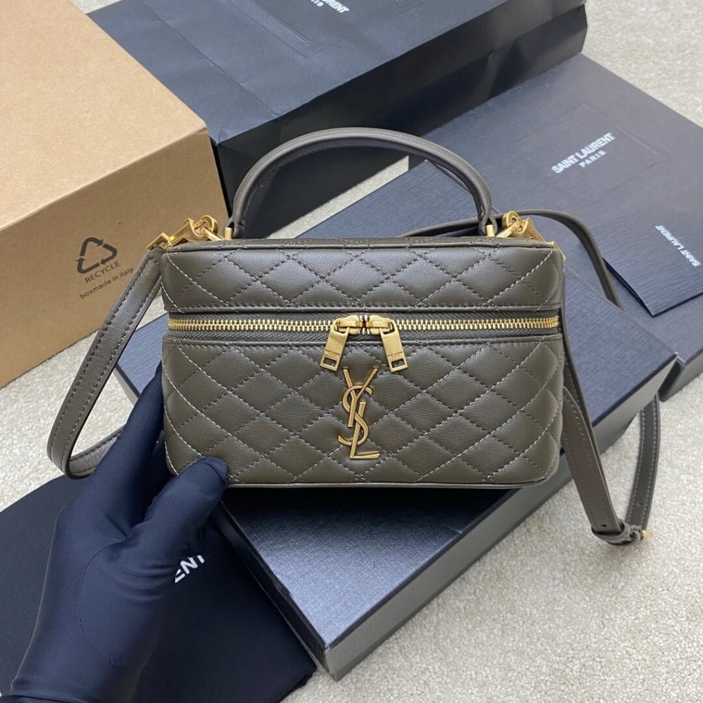 Y51 GABY lambskin cosmetic bag